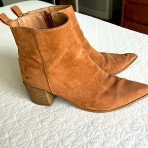 Brown healed ankle boots